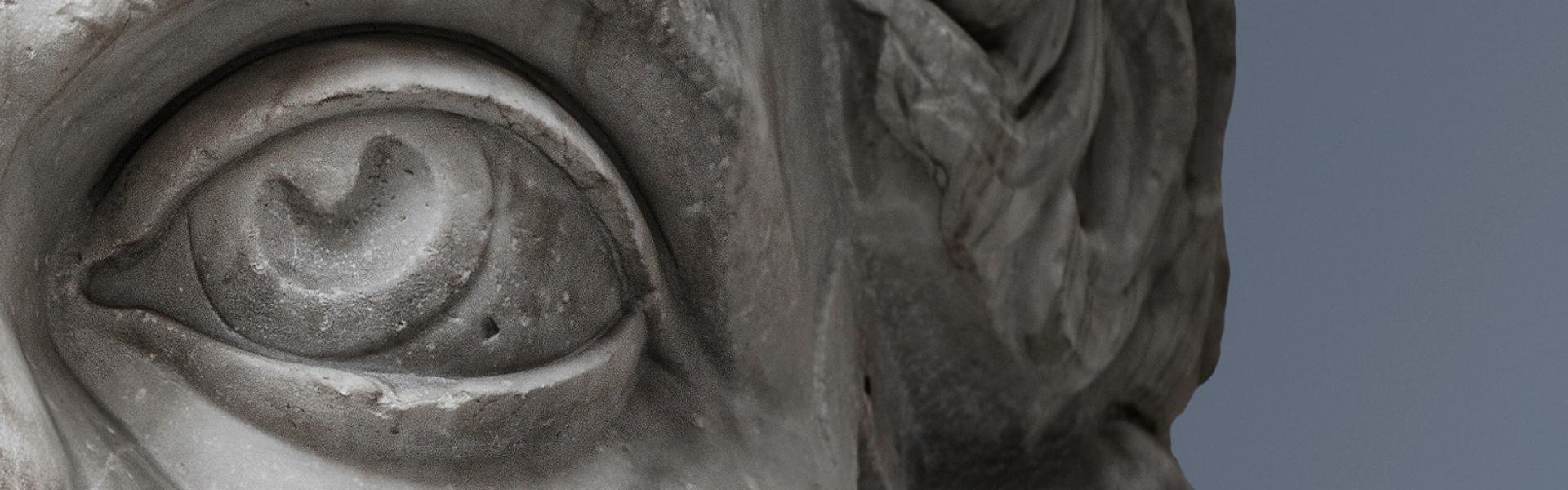 dettaglio occhio statua